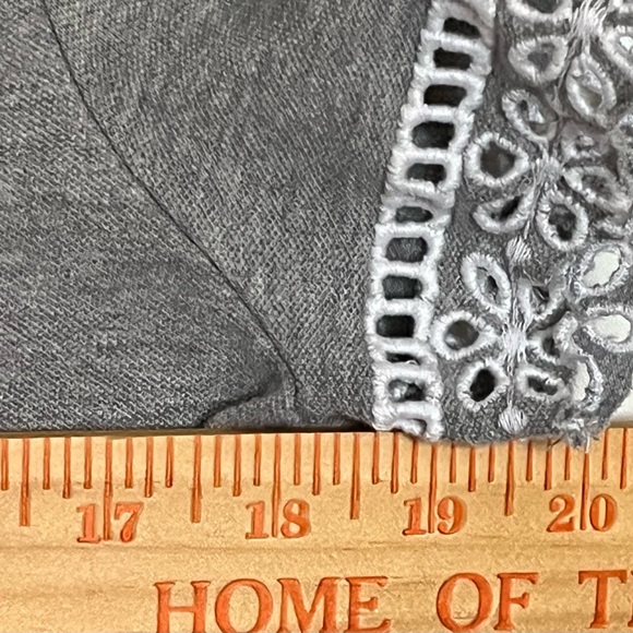 Tommy Hilfiger women’s cotton dress size small eyelet trim around sleeves Hem - Picture 5 of 7